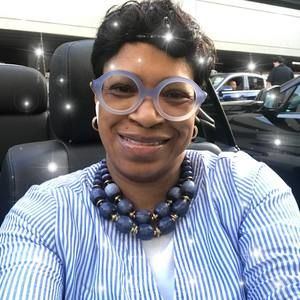 Meet your Posher, Sheneta